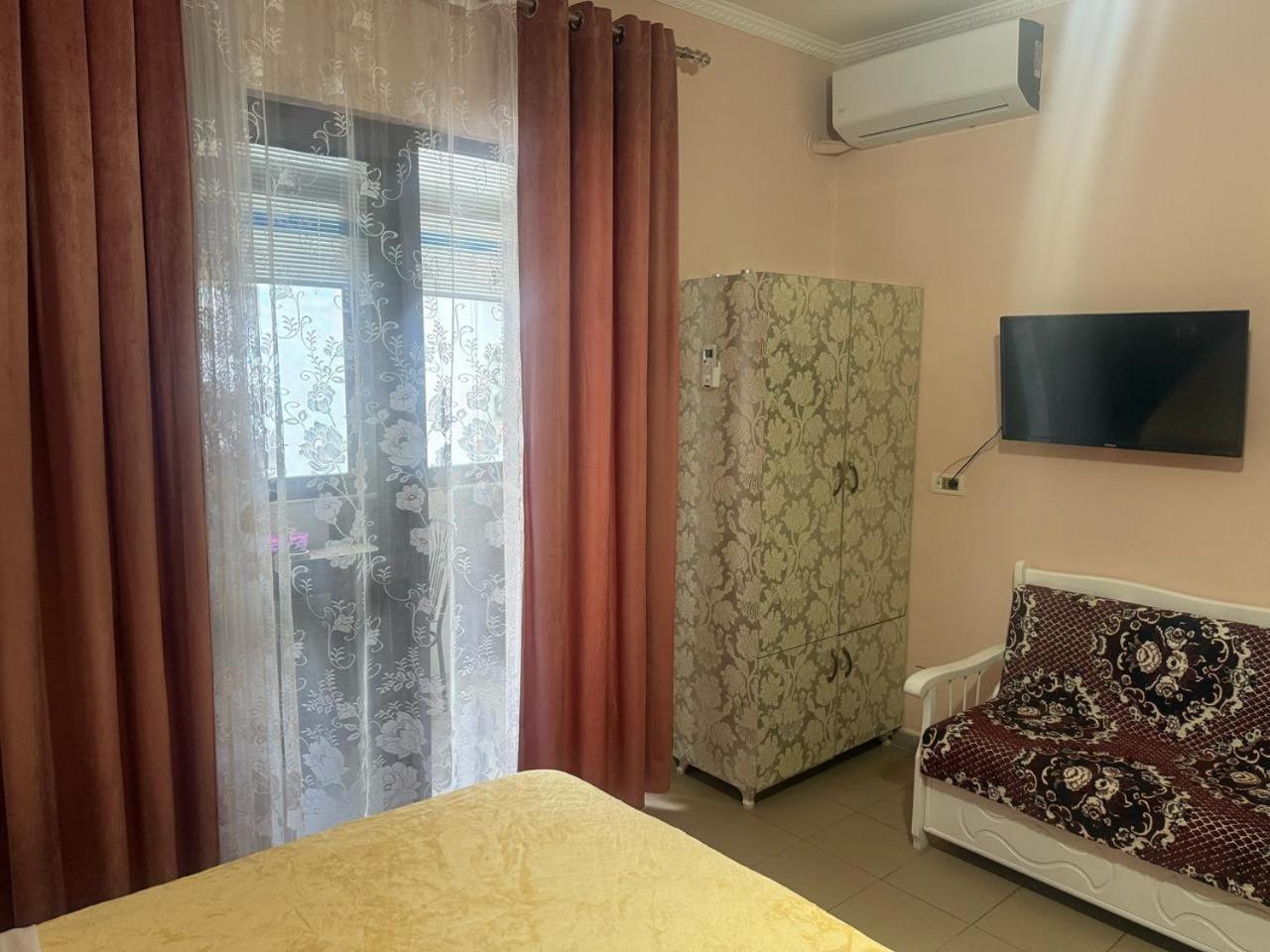 Apartments Next To The Beach In Durrës Extérieur photo